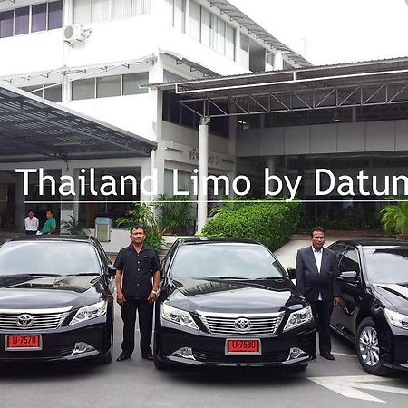 Homeplace Residence Bangkok Bagian luar foto